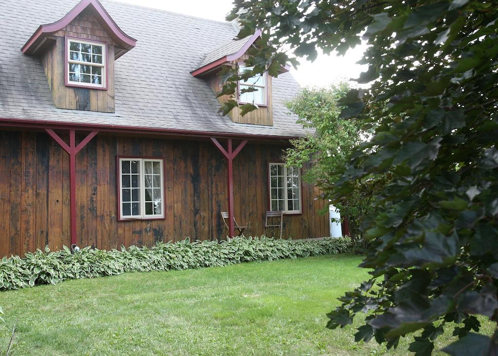 Marieville Eden Sur Terre Bed & Breakfast エクステリア 写真
